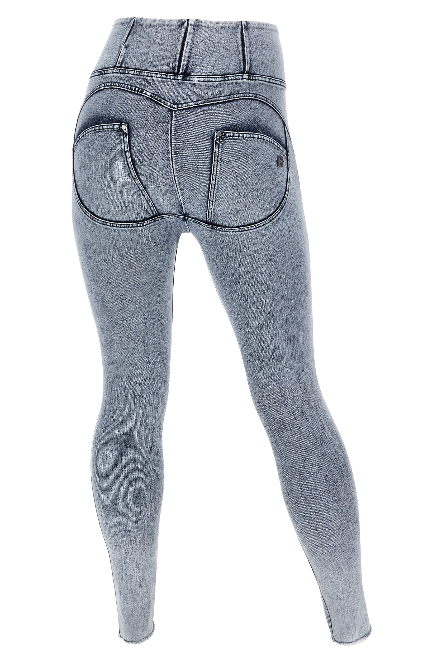 WR.UP® Snug Curvy Jeans
