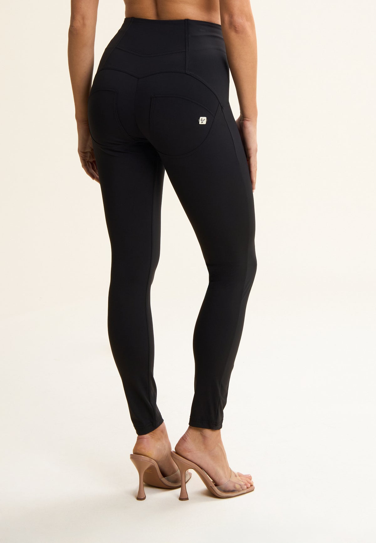 WR.UP Push-Up High Waist Skinny D.I.W.O. Plus Pant - Black