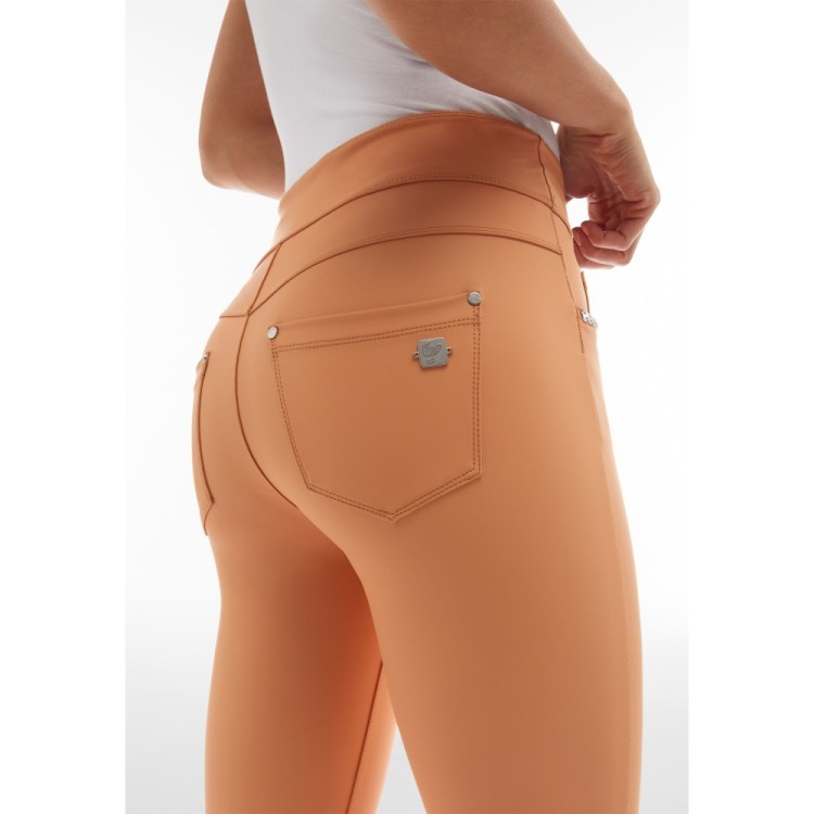 Freddy N.O.W.® Yoga Vegan Leather Pants - 7/8 Mid Waist Super Skinny - M44 - Brown