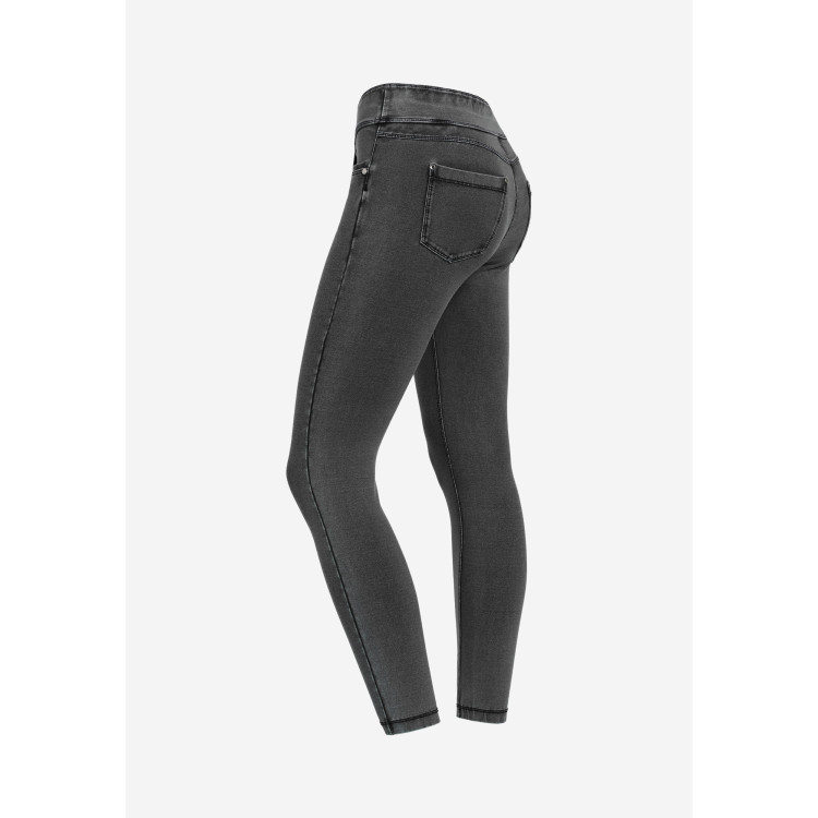 Freddy N.O.W.® Yoga Jeans - 7/8 Mid Waist Super Skinny - J7N - Black – Black Seams