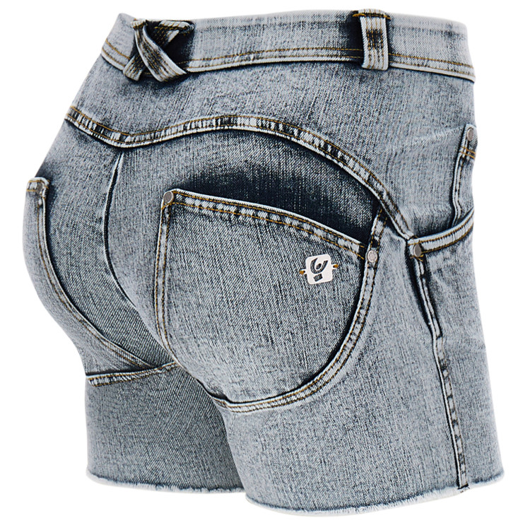 Freddy WR.UP® Snug Eco - Denim Effect - High Waist Shorts - J78Y - Light Grey Denim - Yellow Seam