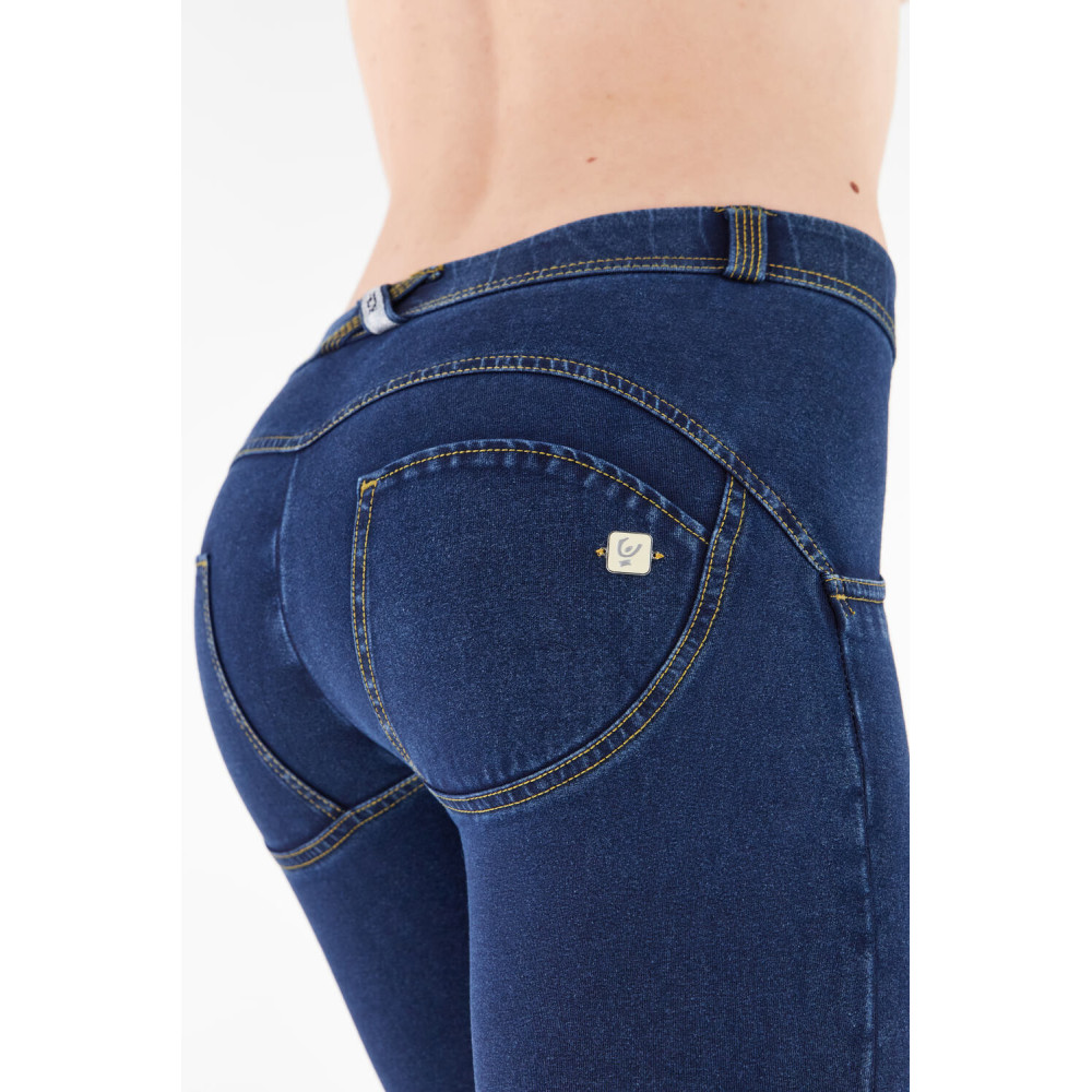 Freddy WR.UP® Denim Effect - Regular Waist Skinny - J0Y - Mörkblå Denim - Gula Sömmar