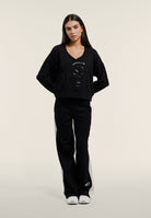 Cropped V-neck sweatshirt with maxi print - Black